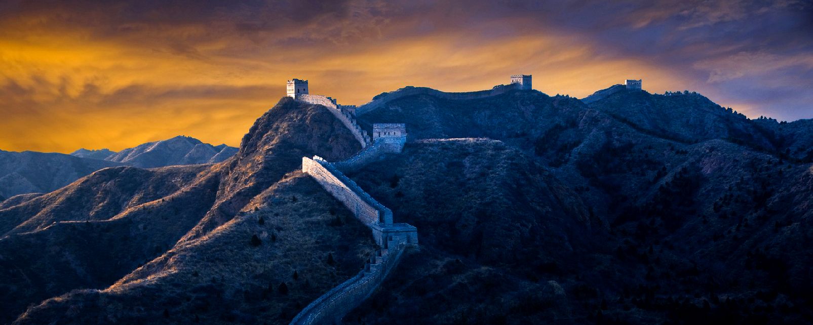 la muraille de chine - une des 7 merveilles du monde