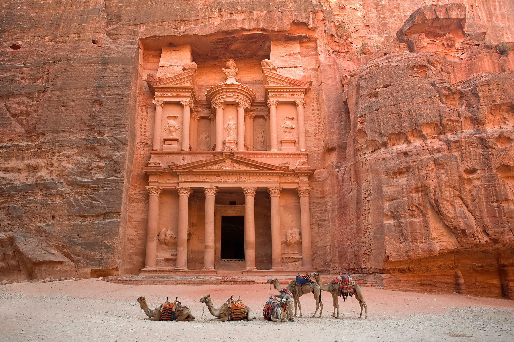 petra en jordanie - une des 7 merveilles du monde